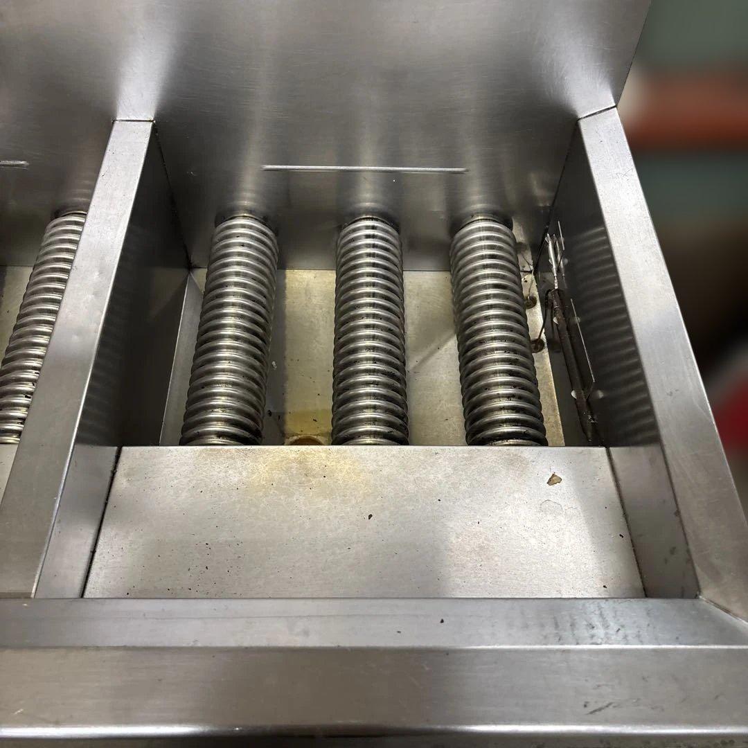 業務用ステンレスフライヤー 2コンパートメントタニコー製NB-TGFL-C87W