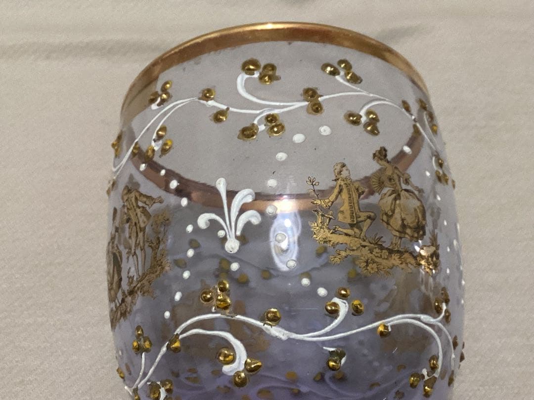 ヴィンテージ　リモージュワイングラス　金粒　紫色の高脚グラス 金色装飾　希少品