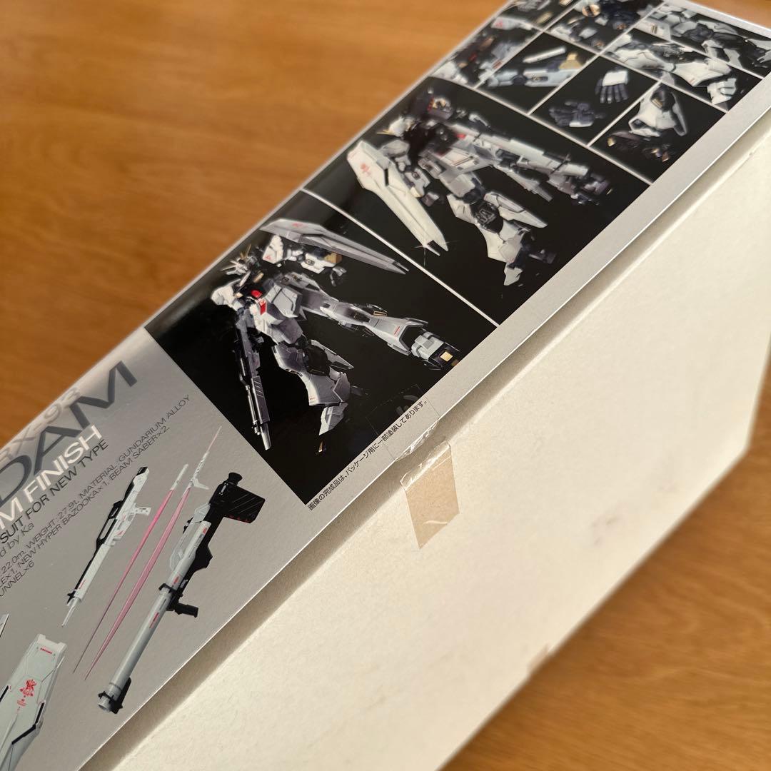 MG 1/100 RX-93 νガンダムVer.Ka チタニウムフィニッシュ