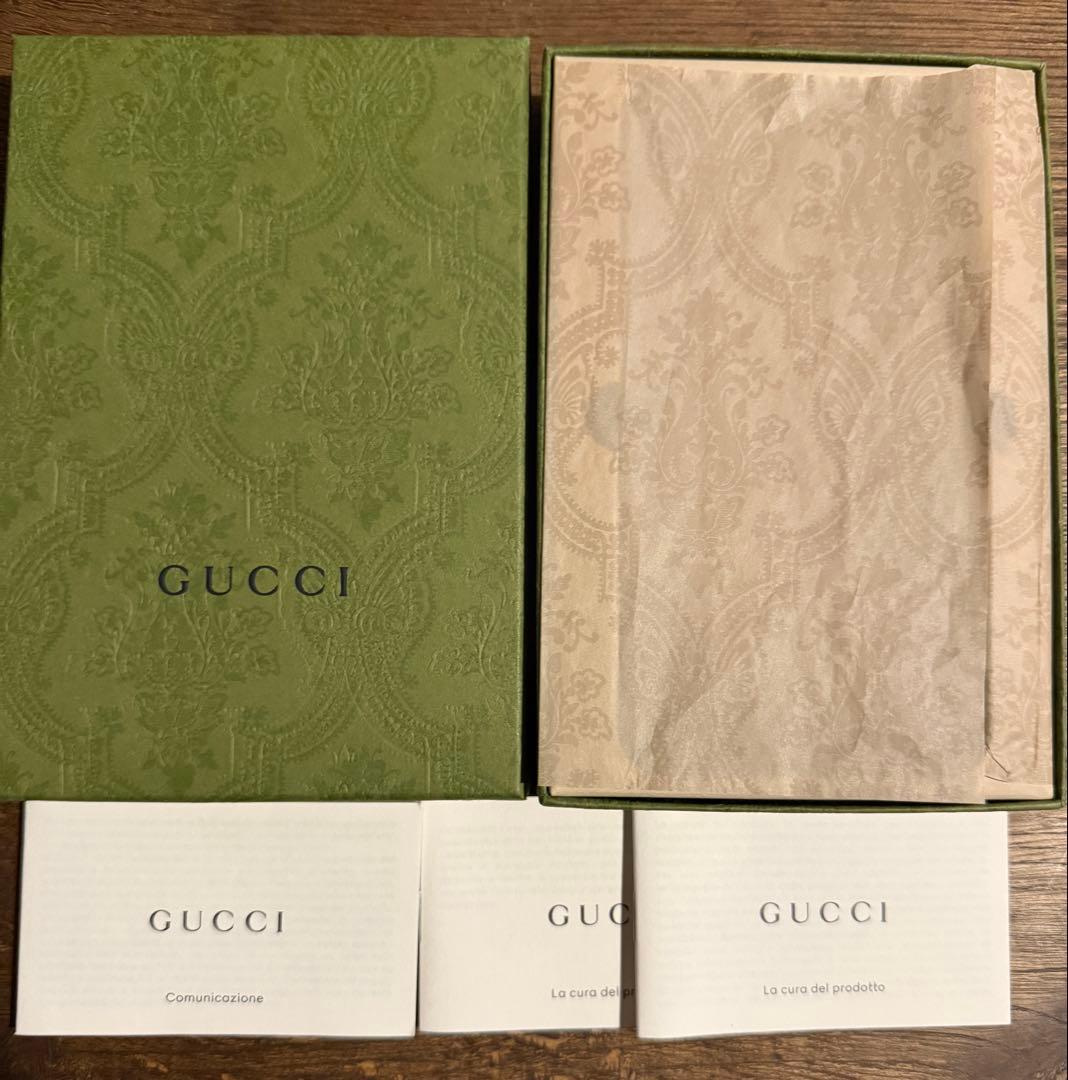 新品 GUCCI グッチ iPhone 15 ケース アイフォンケース グレー