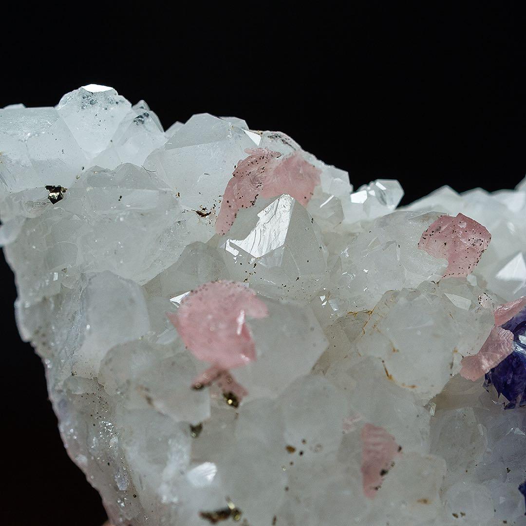 中国 ロードクロサイト フローライト 天然石 原石 鉱物標本 鉱石 蛍石 400