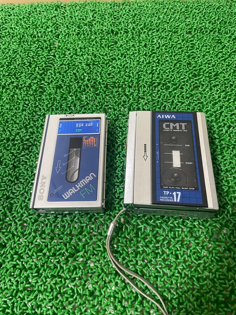SONY、AIWA カセットプレーヤー　2点セット　(ジャンク品)