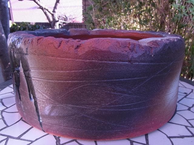 益子焼　垂らし釉　水鉢　金魚鉢　睡蓮鉢　メダカ鉢　陶器　信楽焼　つくばい　骨董