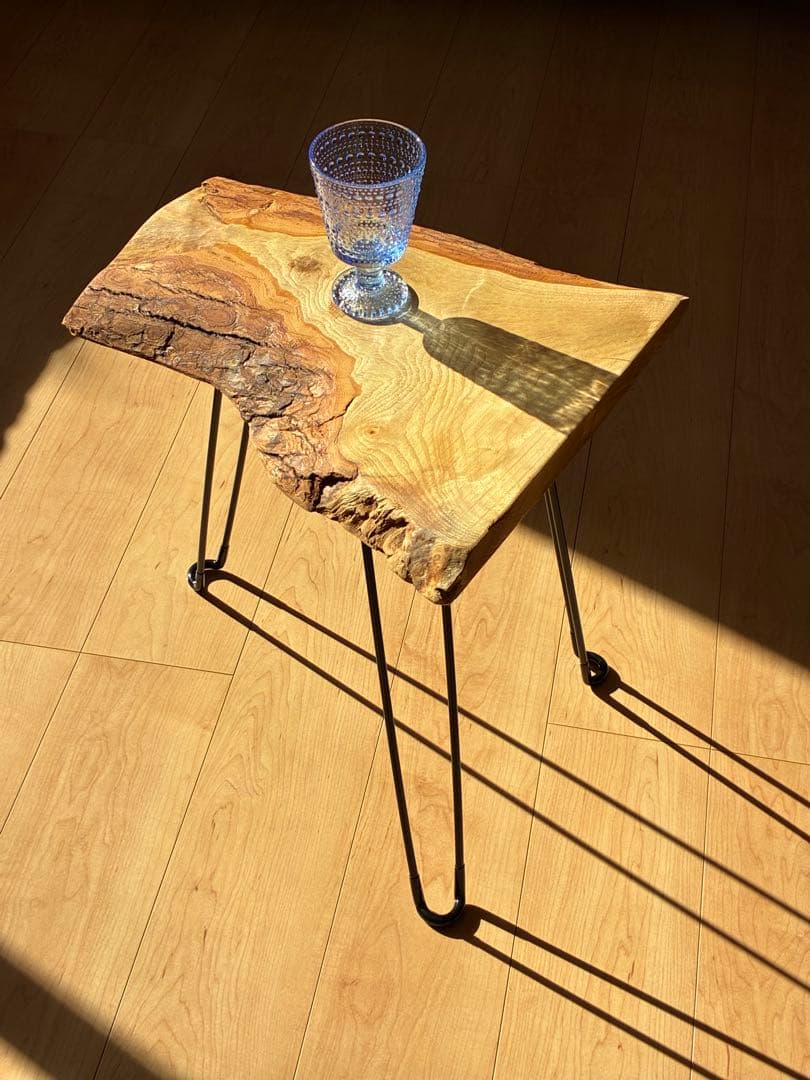 国産無垢天然一枚板サイドテーブル｜国産広葉樹 × ブラックアイアン｜一点もの