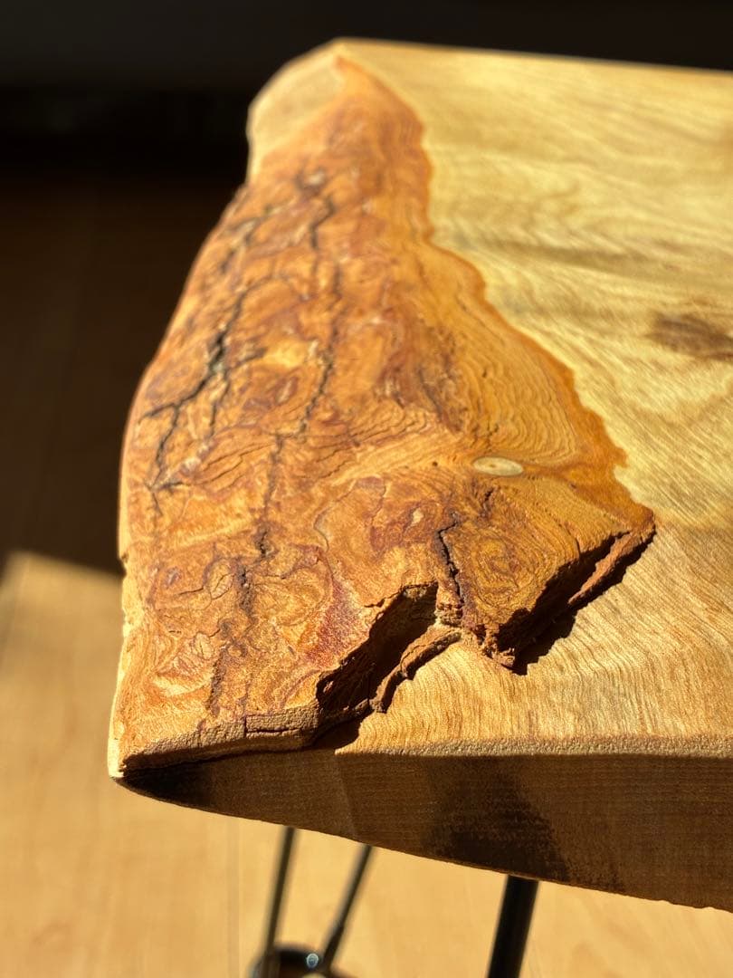 国産無垢天然一枚板サイドテーブル｜国産広葉樹 × ブラックアイアン｜一点もの