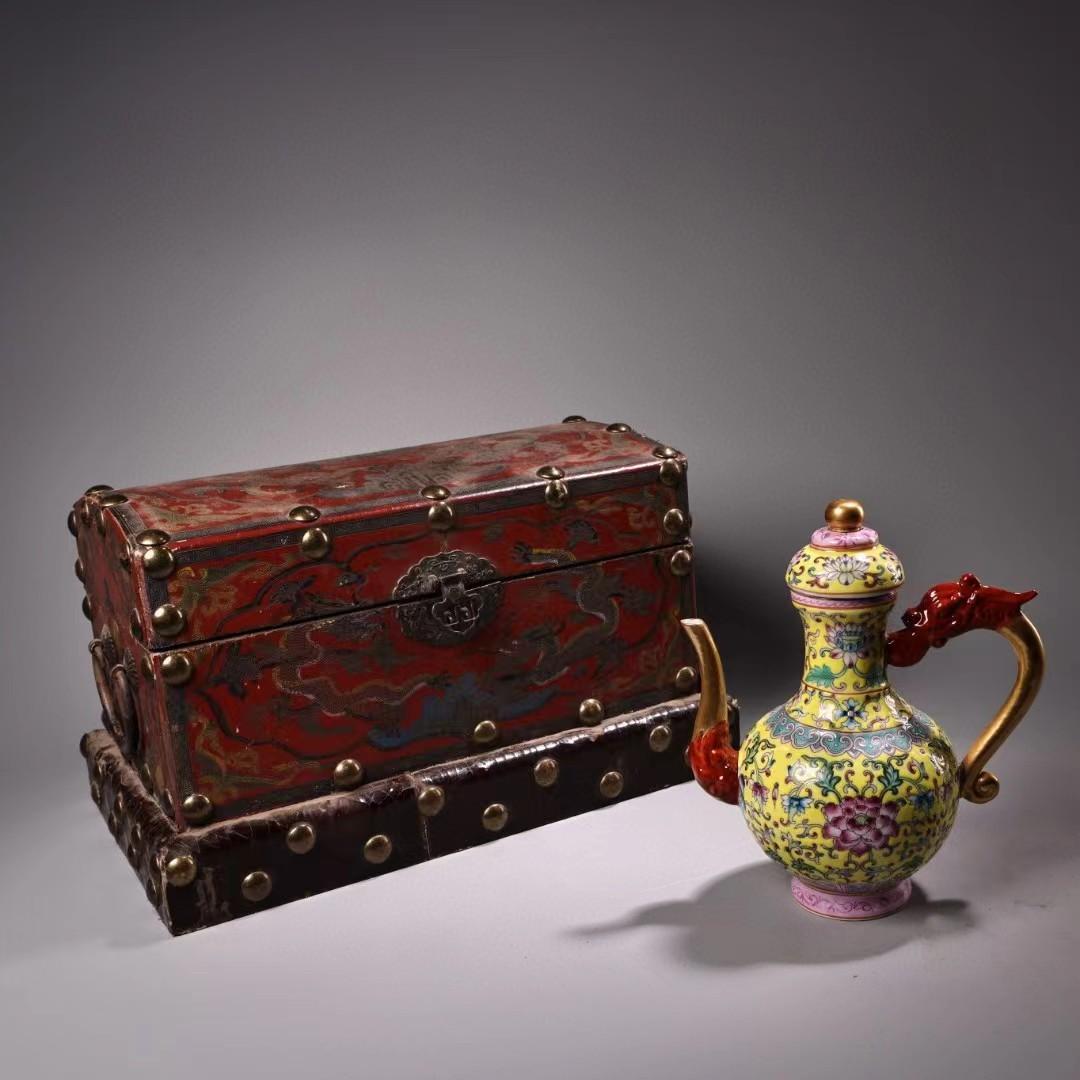 中国古美術・珍品旧蔵七宝彩と鎏金の磁器の茶壺・急須・文房具・置物・茶道具・漆箱付