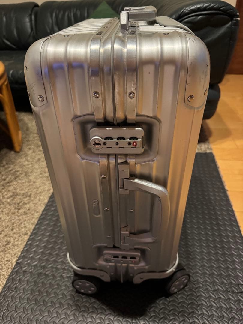 リモワ トパーズ