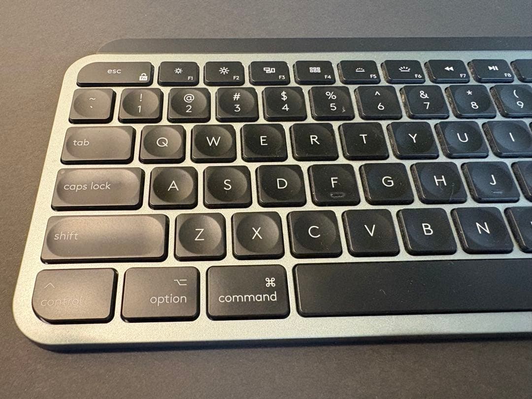 Logicool MX Keys for Macロジクール　ワイヤレスキーボード