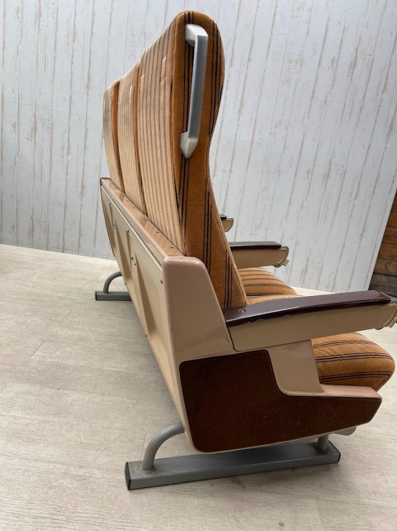 美品　0系新幹線 普通席 3列シート 簡易リクライニング せり出し式 ストライプ