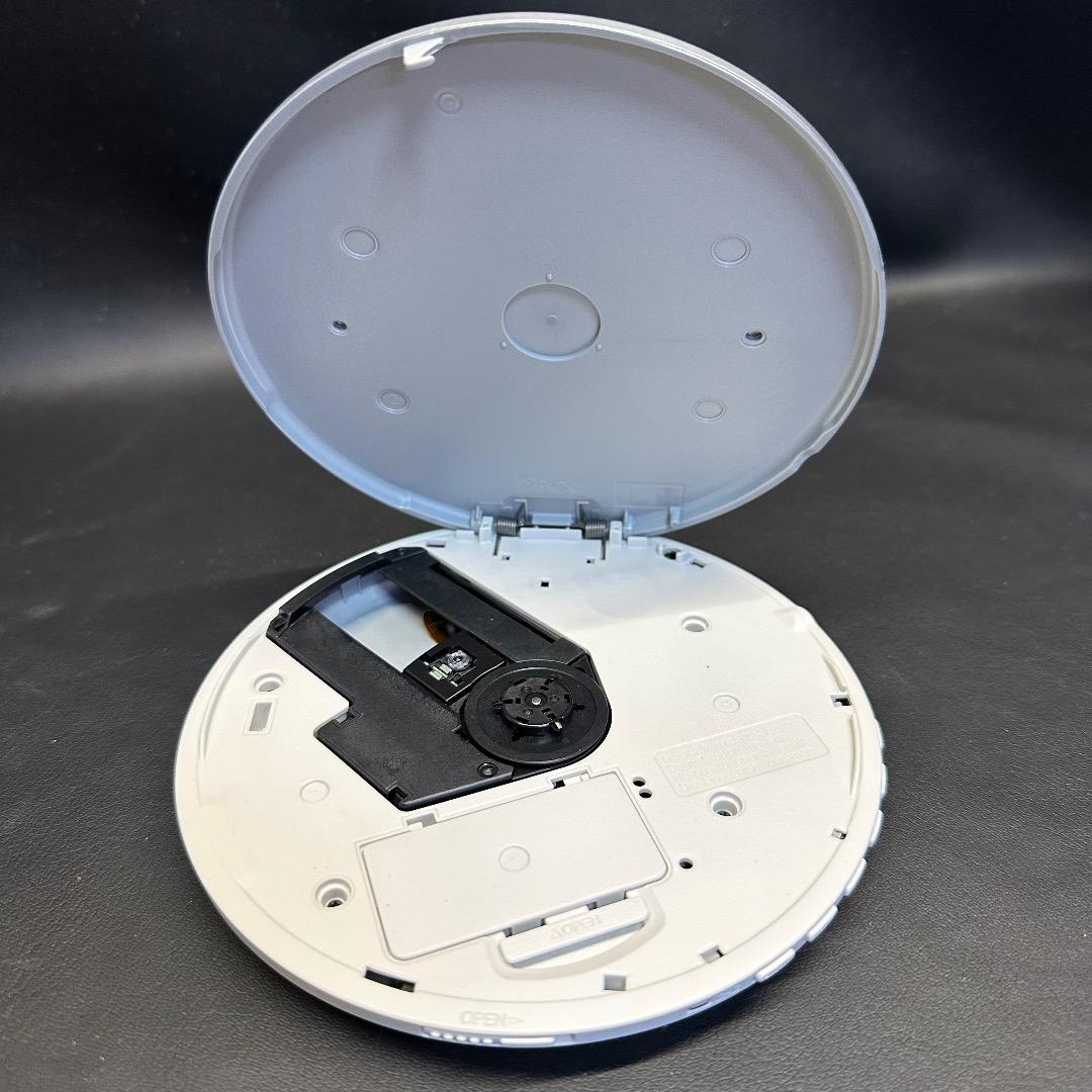 ♡Dc左1026 Panasonic ポータブルCDプレーヤー シルバー