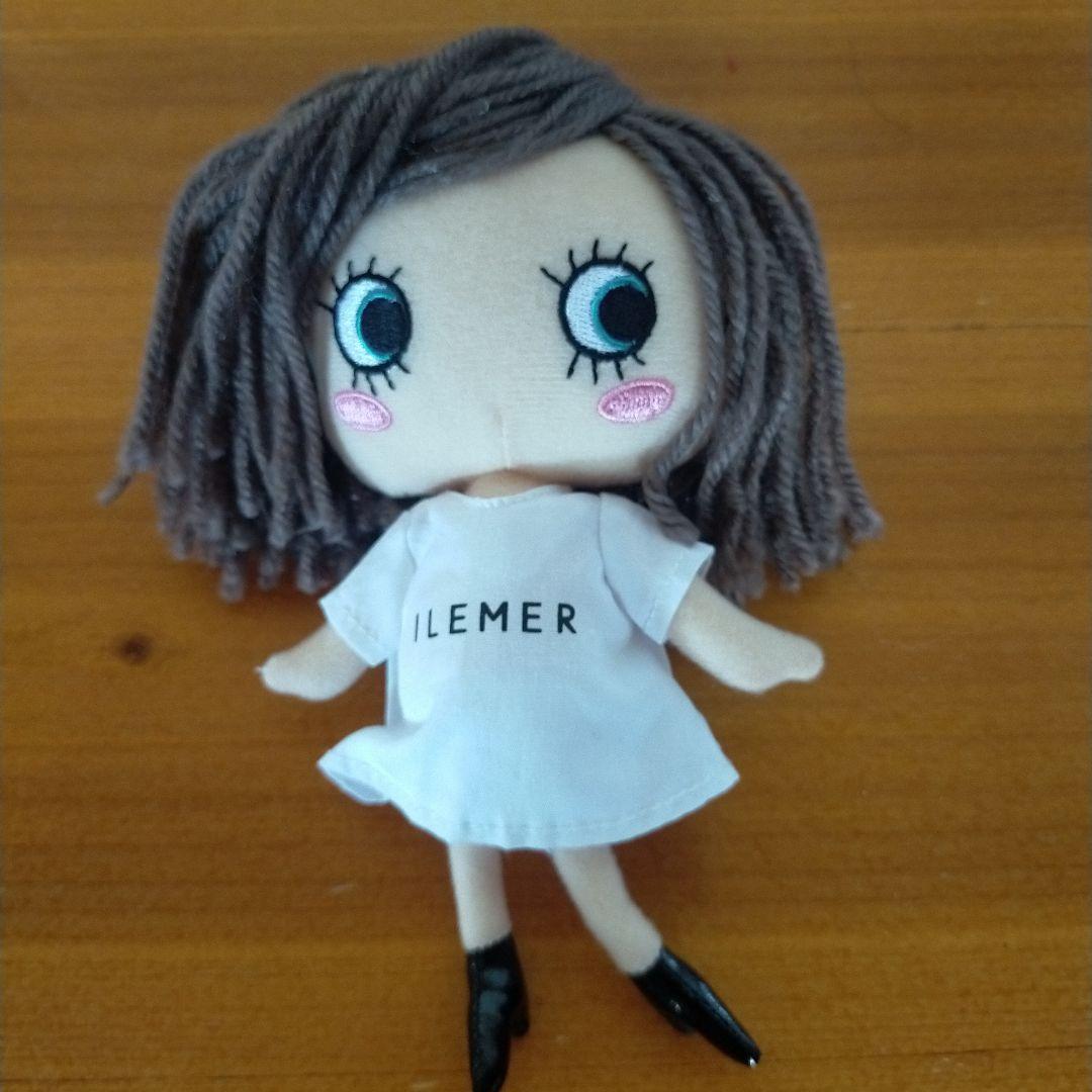 イルメール　ハッピードール4人＋5ケース