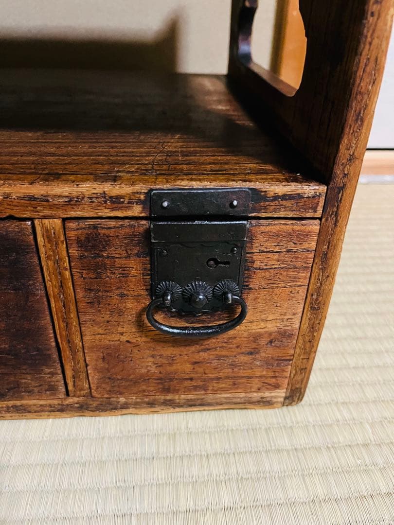 桐の古い収納棚 2段式 引き出し付き