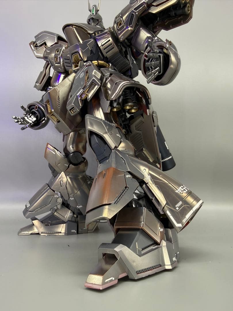 s*a様 ガンプラMG サザビー Ver.Ka 完成品 メタリック塗装仕上げ