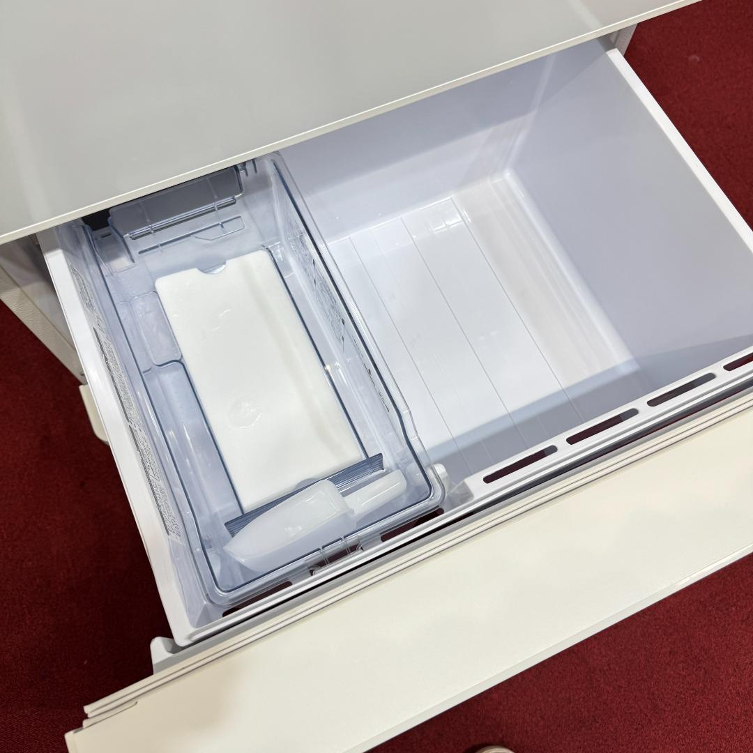 東京23区送料無料　超美品AQUA3ドア冷蔵庫　272L製氷機有