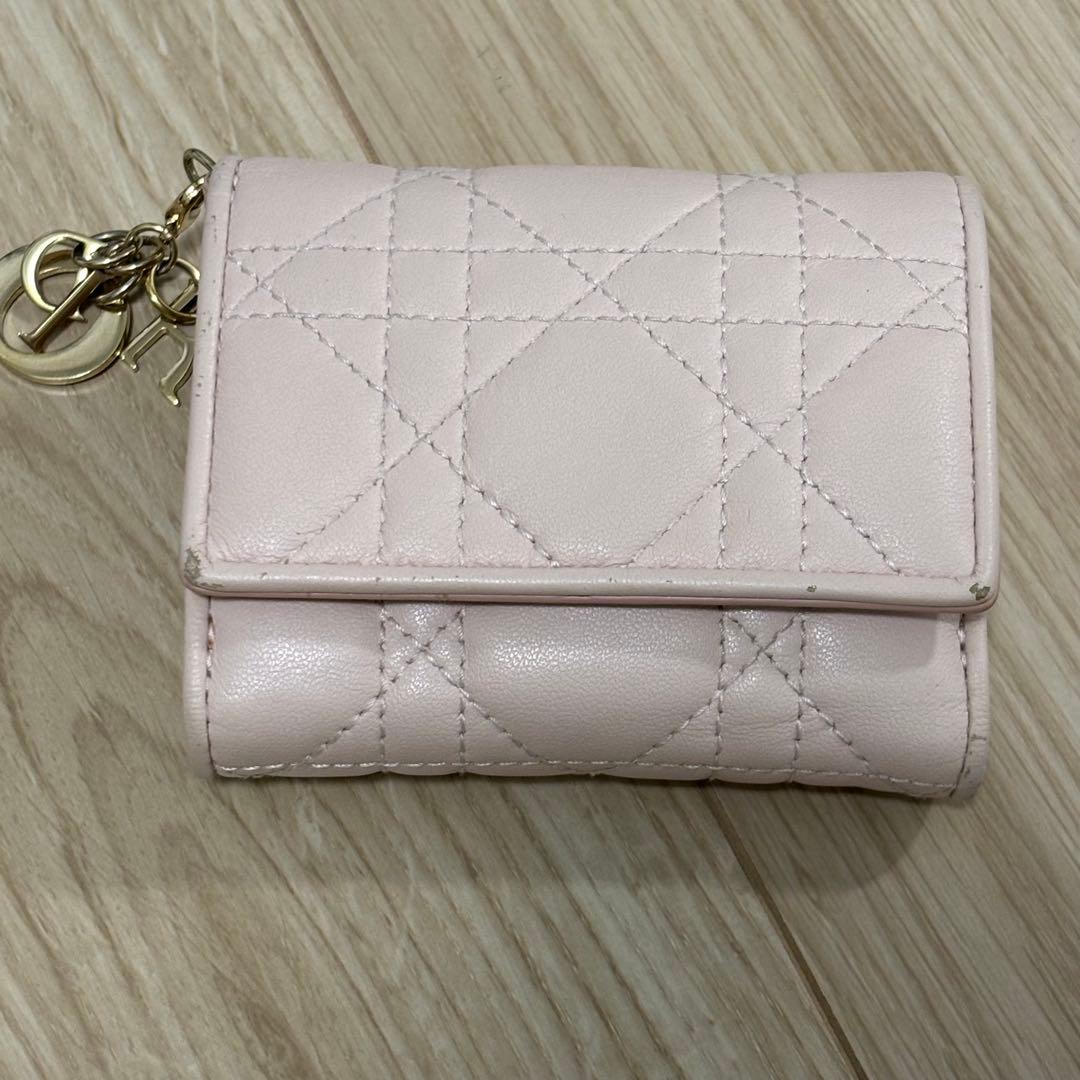 Lady Dior ピンクレザー 三つ折り財布