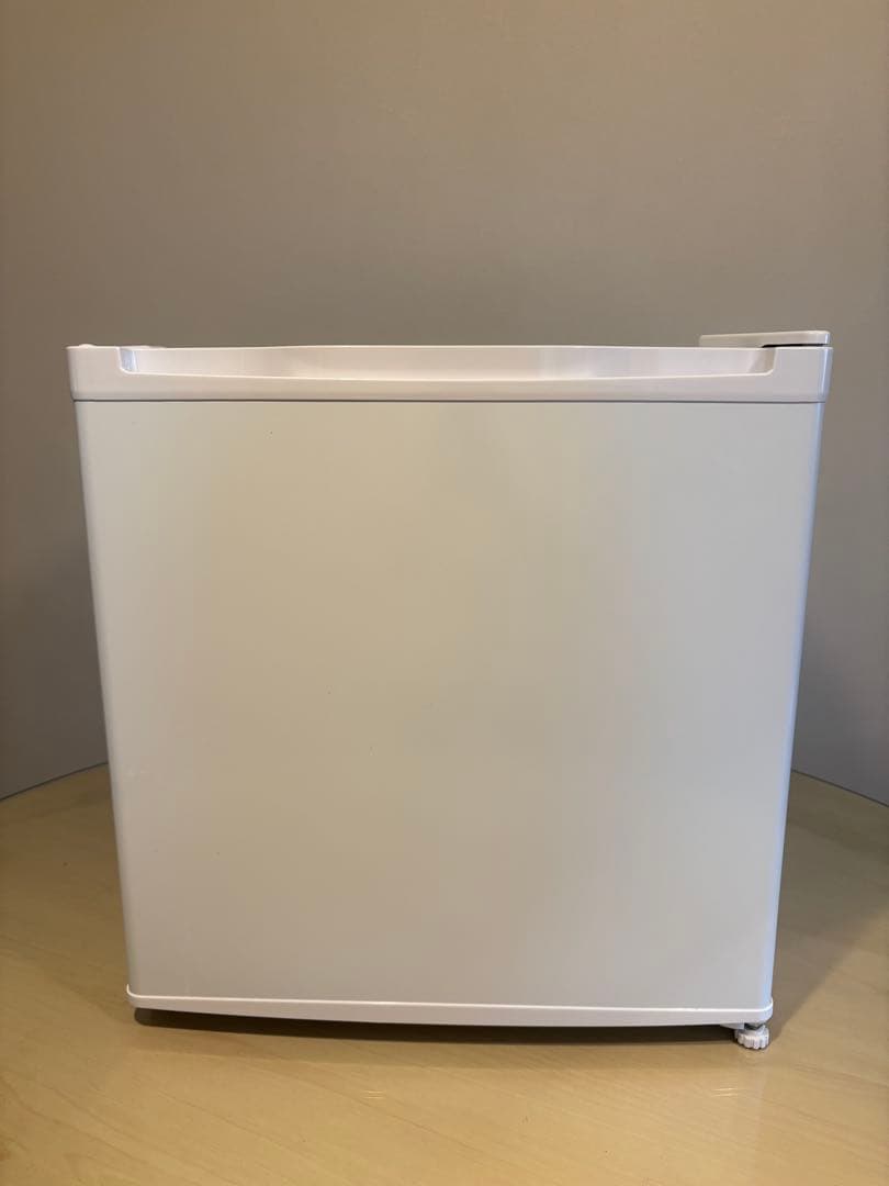 本日限定価格！MAXZEN 1ドア冷凍庫 JF032ML01WH 32L