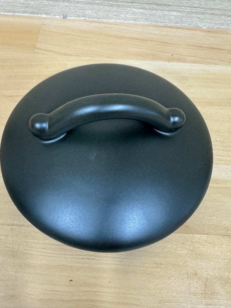 【未使用】遠赤外線 2L 焼酎サーバー　陶器製 木製台座・真鍮コック付き