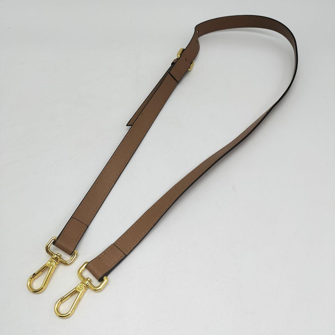 未使用に近い✨フェンディ　ショルダーストラップ　レザー　ブラウン