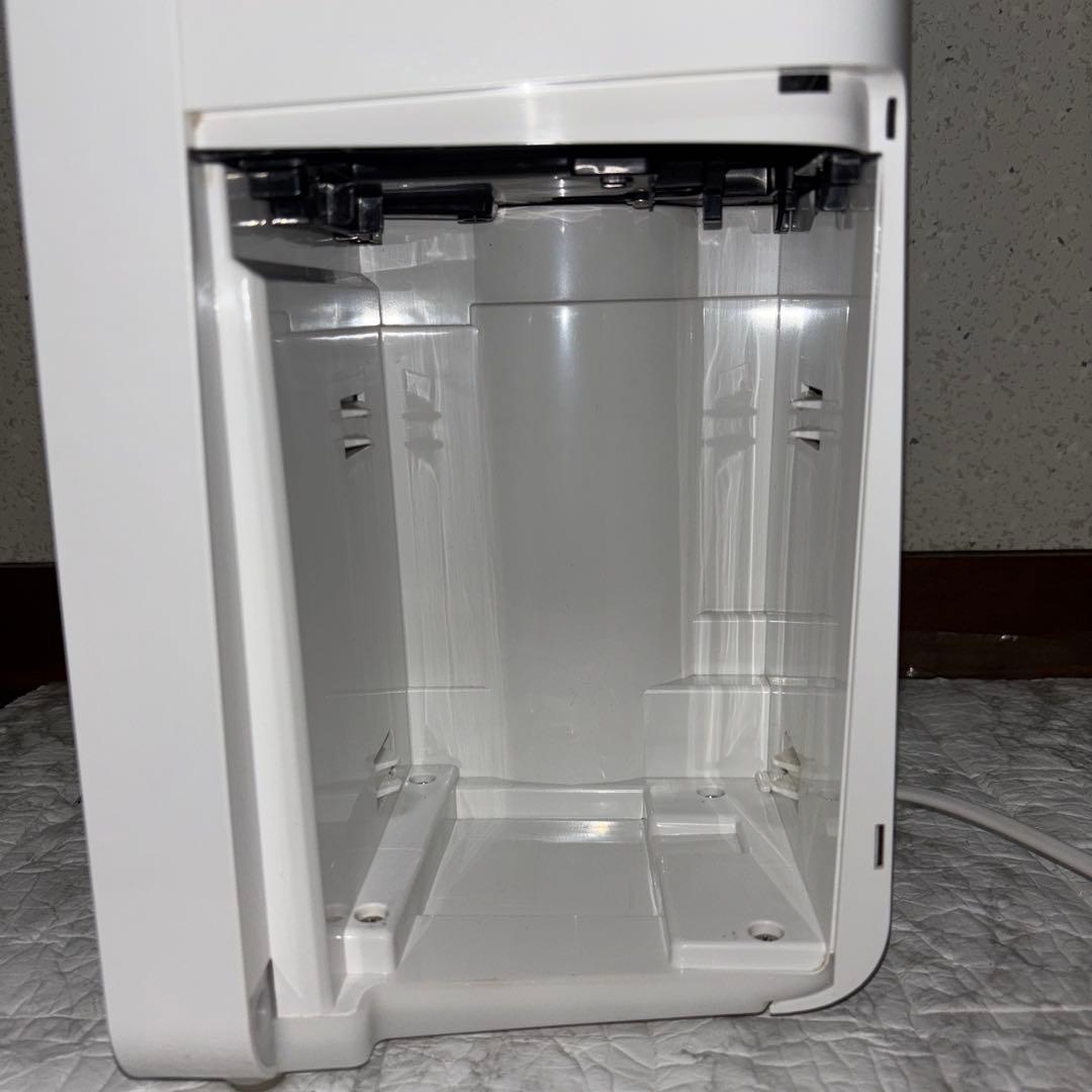 【2021年製】SHARP衣類乾燥除湿機　CV-N71-W