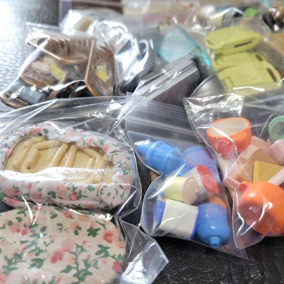 【入手困難】シルバニア＊大量小物まとめ売り【ガレージつき】