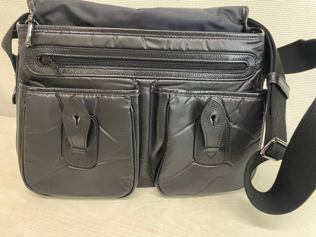 HUNTINGWORLD ハンティングワールド ショルダーバッグ