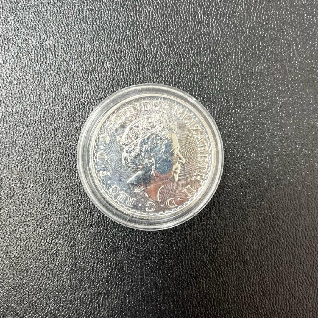 【純銀】2018年エリザベス2世ブリタニア　2ポンド銀貨　英国