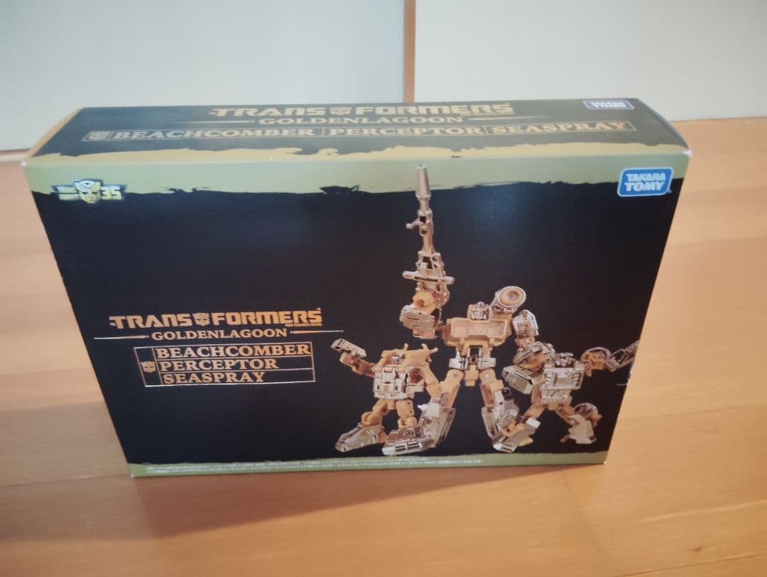 ゴールデンラグーンコンボイ [トランスフォーマー35周年記念] 　完全未開封品