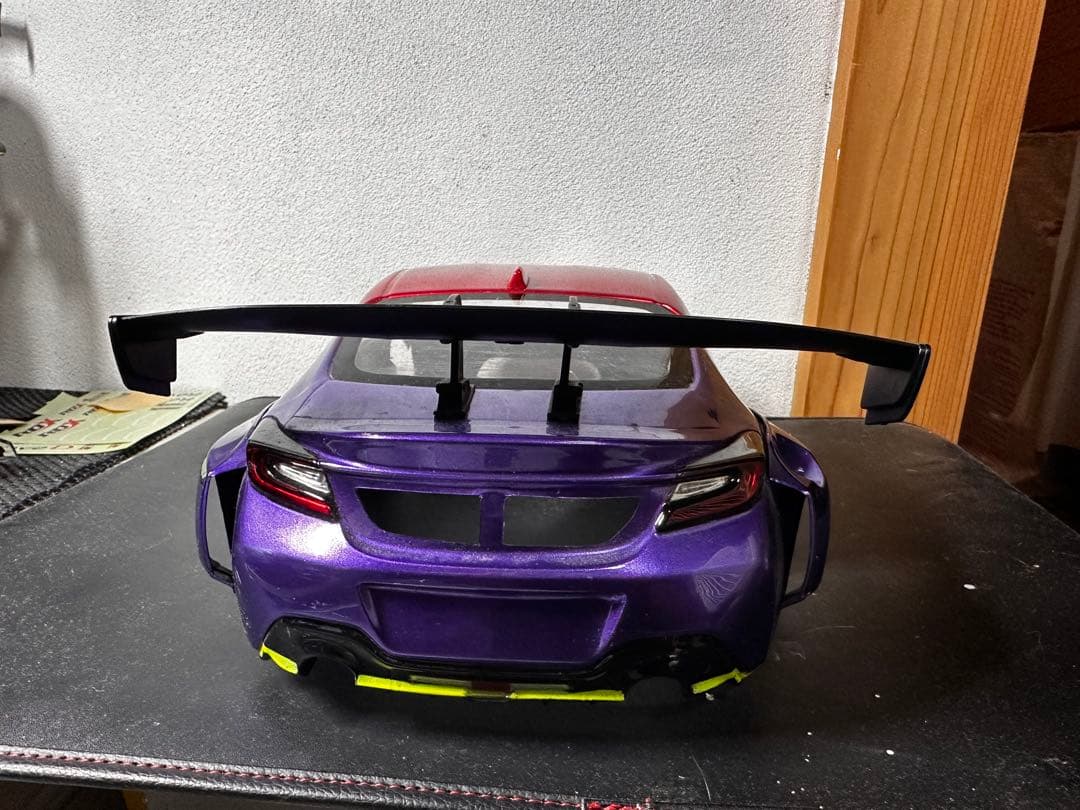 ラジコンボディー　GR86