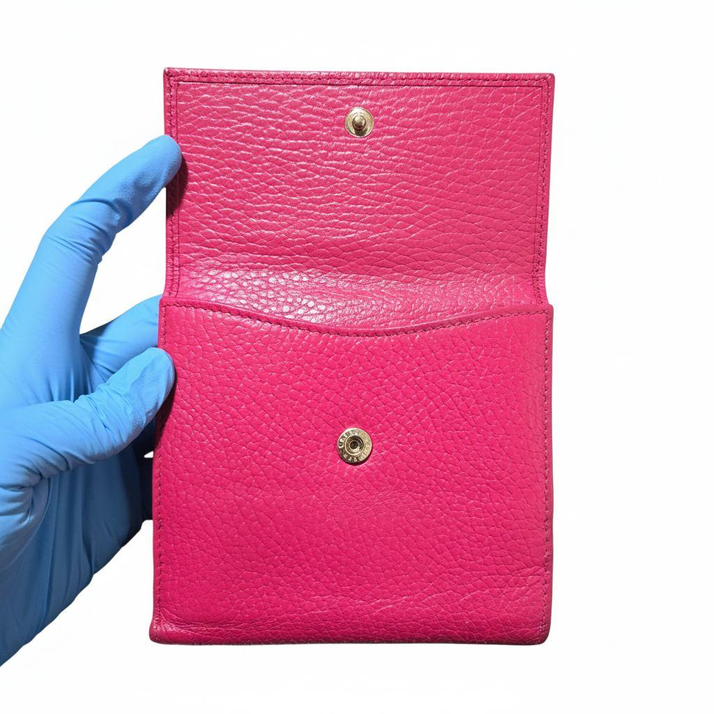 Gucci 三つ折り財布　レザー　ピンク　マゼンダ