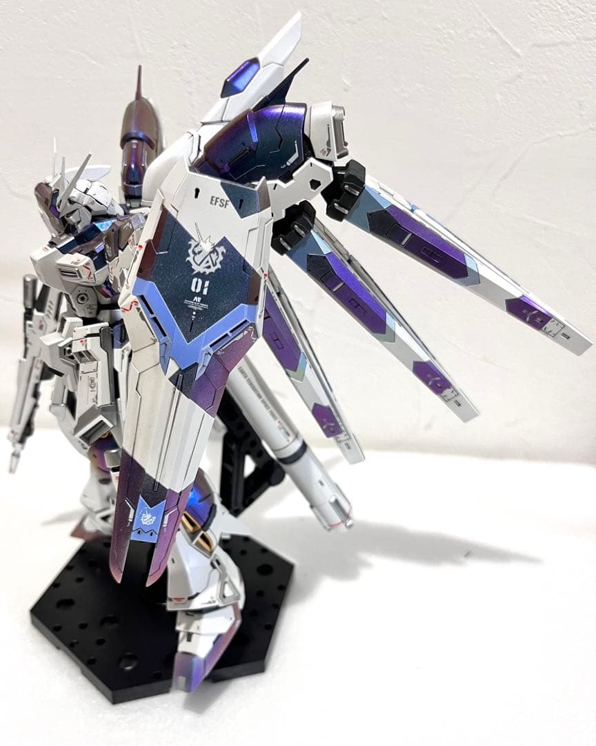 RG Hi-νガンダム ハイニューガンダム　全塗装　完成品
