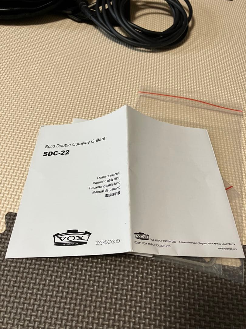 【美品】【人間工学に基づいて】【弾きやすいように設計】VOX SDC-22