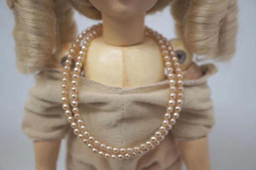 【M2512-27】ANRI アンリ Wood Doll 木彫 人形 サラ ケイ