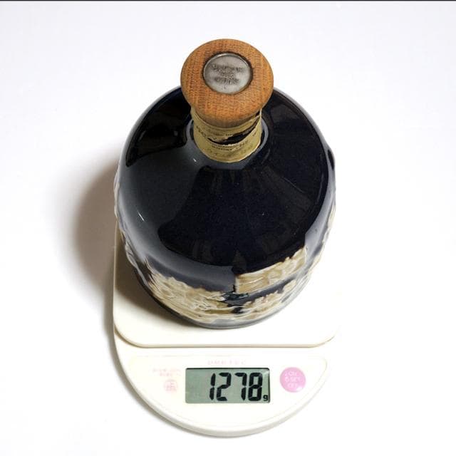 【未開栓・コルク折れ】SUNTORY サントリー ザウィスキー 有田焼ボトル