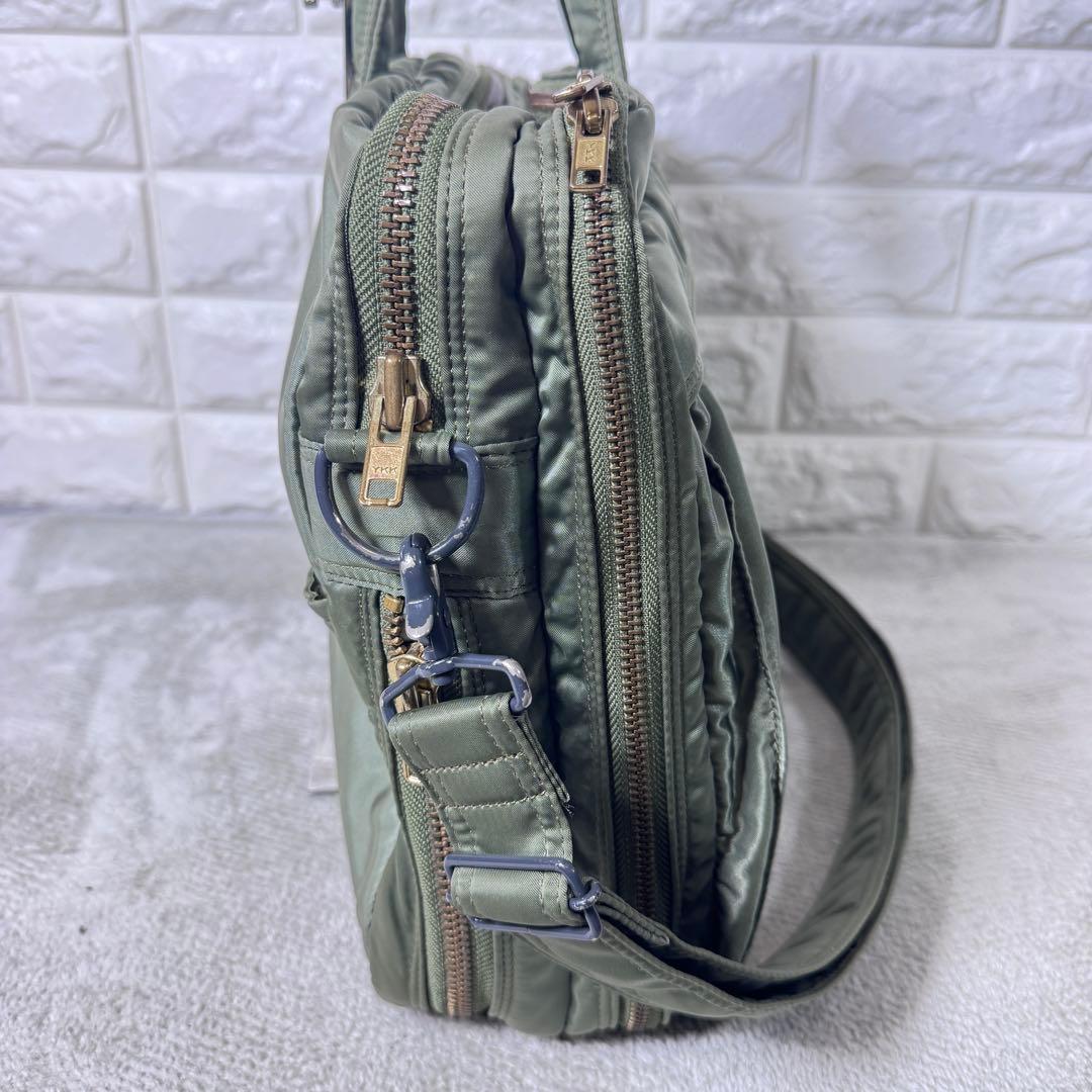 吉田カバン POTER タンカー オリーブ色 ビジネスバッグ　ブリーフケース