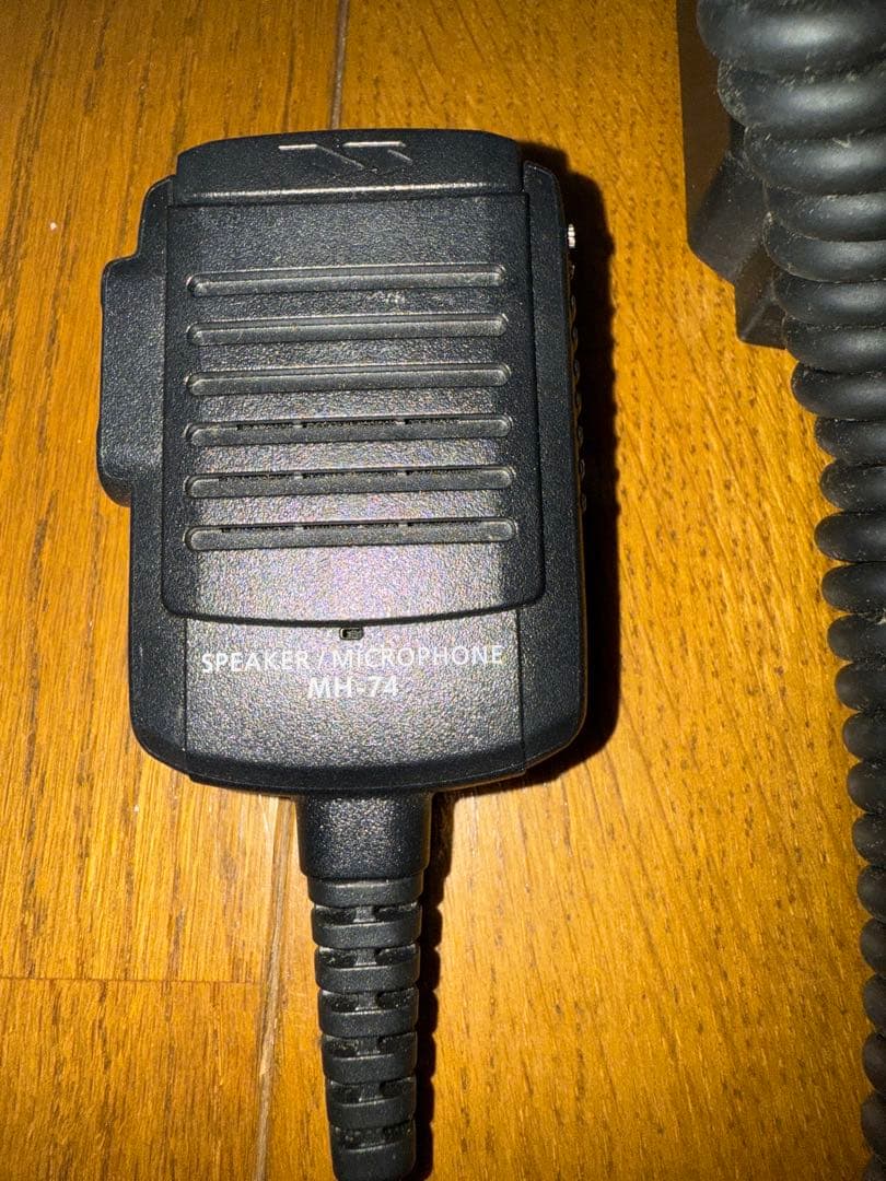 STANDARD FMトランシーバー VX-8