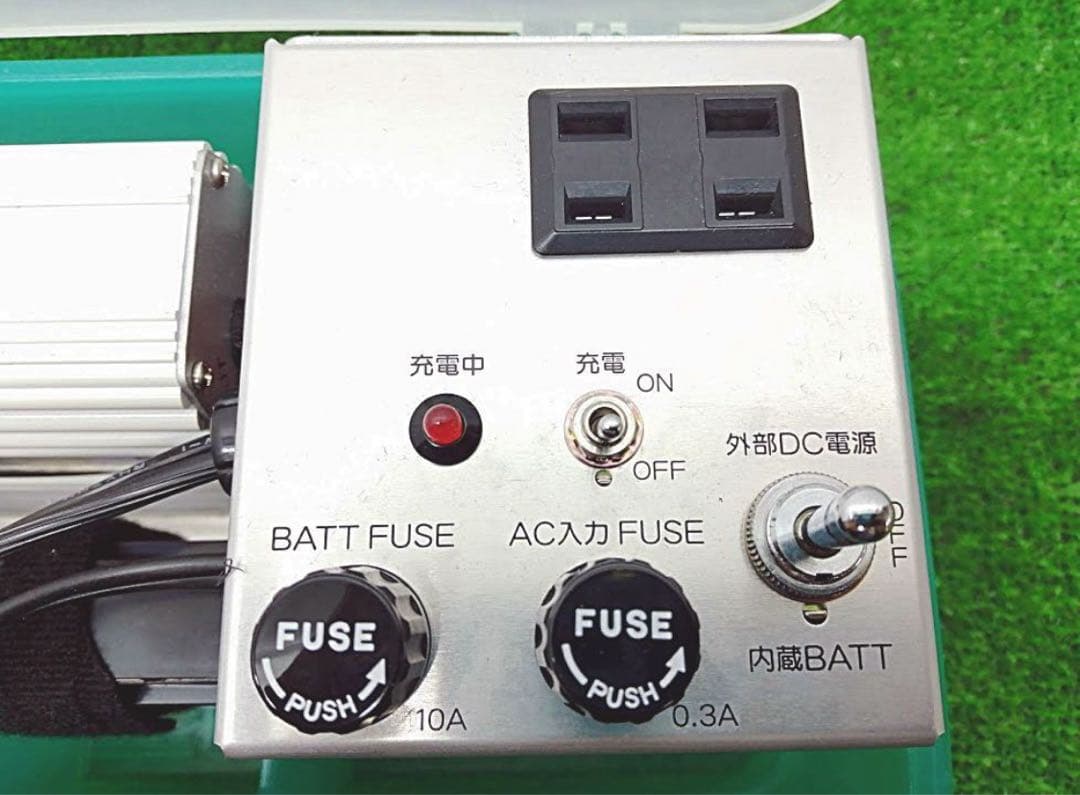 未使用品TERADA寺田電機製作所 蔵DC/ACインバーター12V TD-830