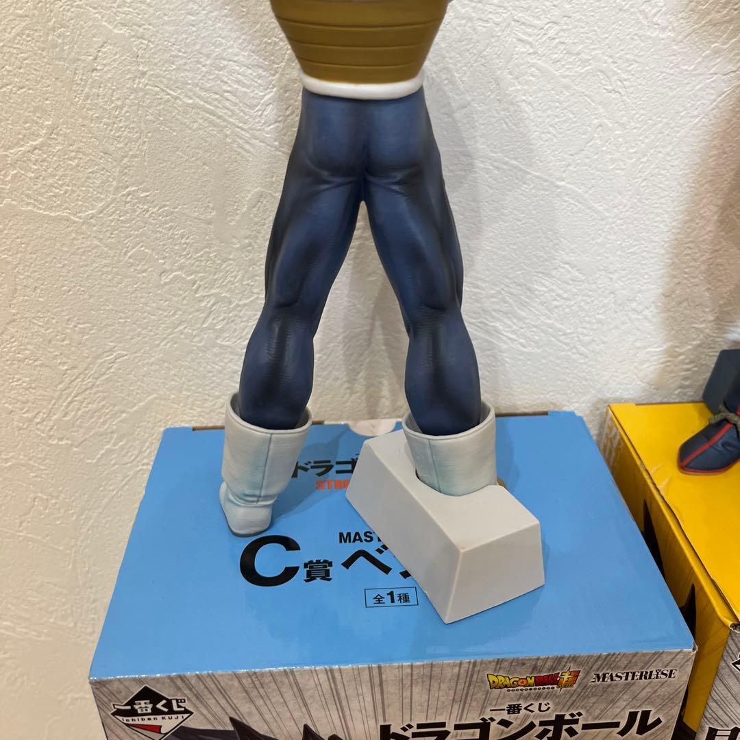 ドラゴンボール　一番くじ　フィギュア　孫悟空　ベジータ