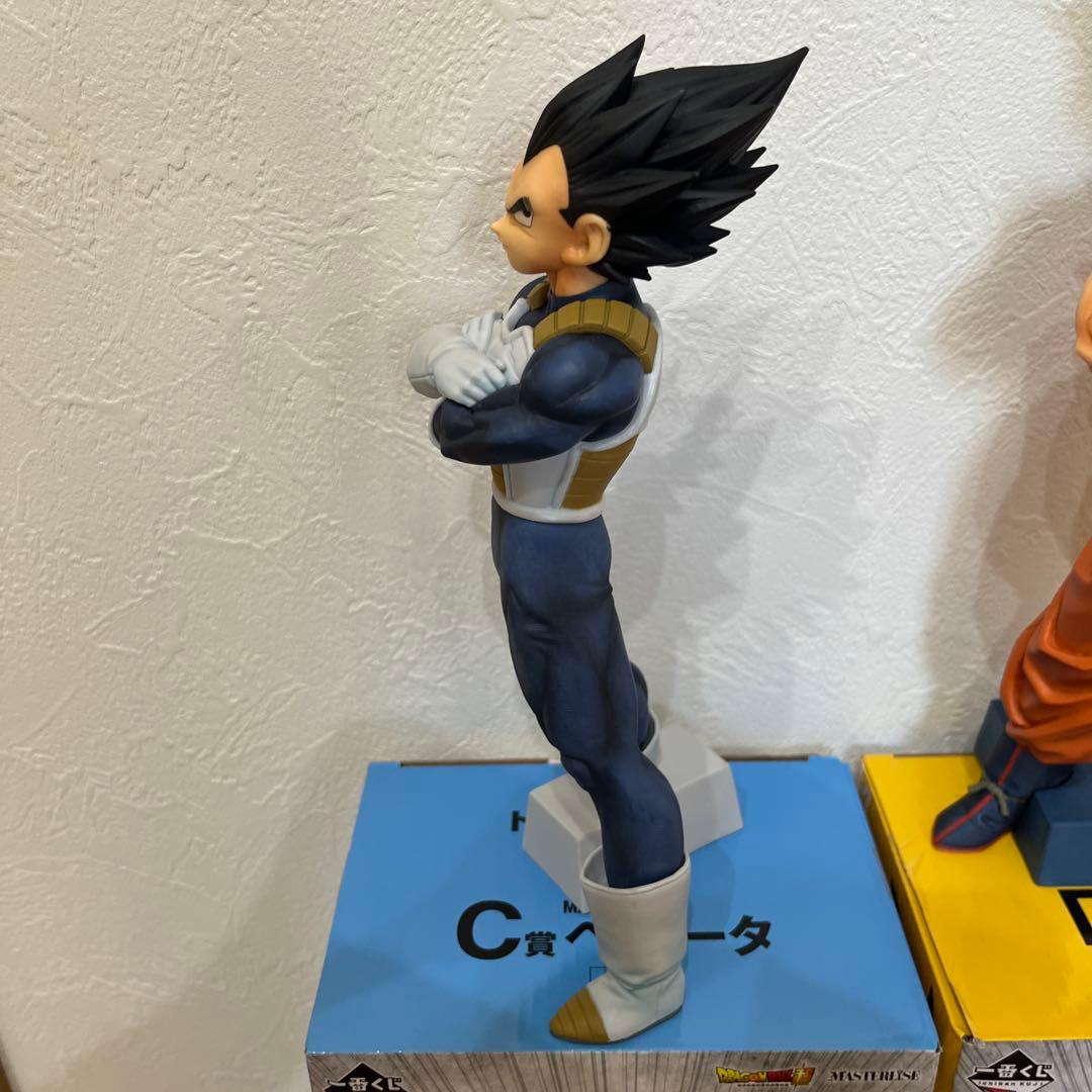 ドラゴンボール　一番くじ　フィギュア　孫悟空　ベジータ