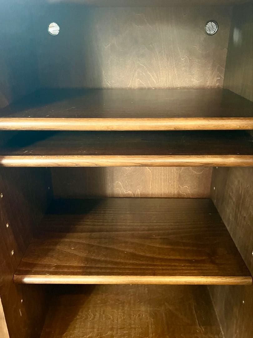 カリモク木製ガラス扉キャビネット