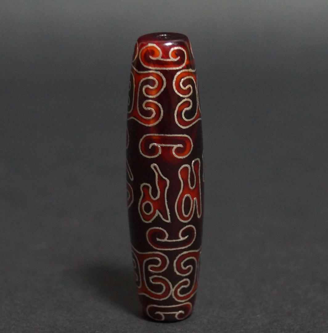 オールドチベット メノウ瑪瑙 銀線象嵌『如意六字真言天珠』大玉根付 緒締玉提げ物