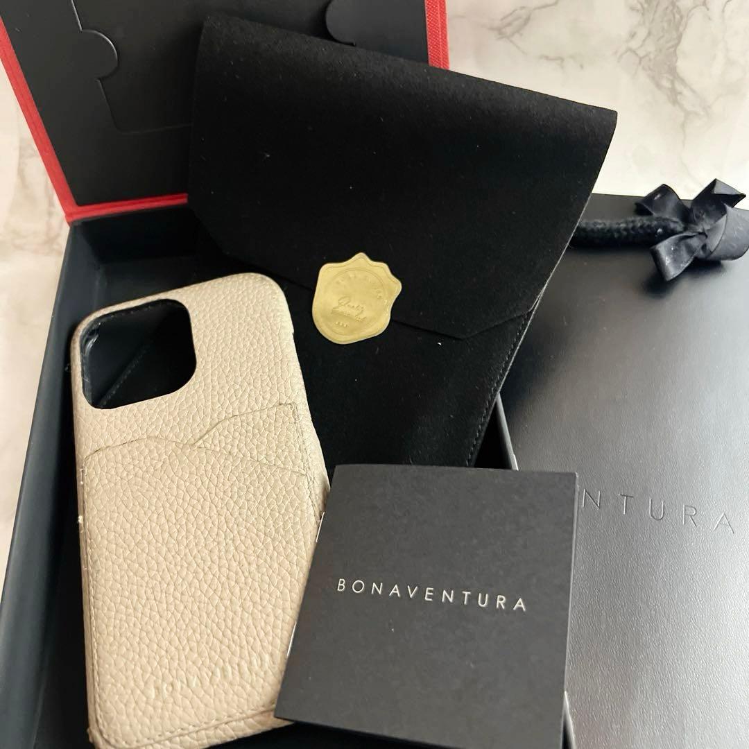 ① ボナベンチュラ　iPhone13Pro グレージュ