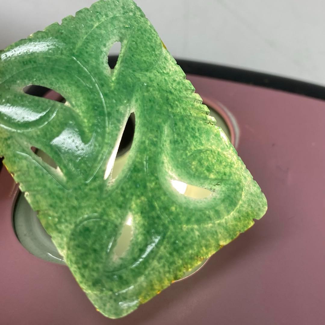 本翡翠　ネックレストップ　82g（箱の重さ込）　東さ7-0219①