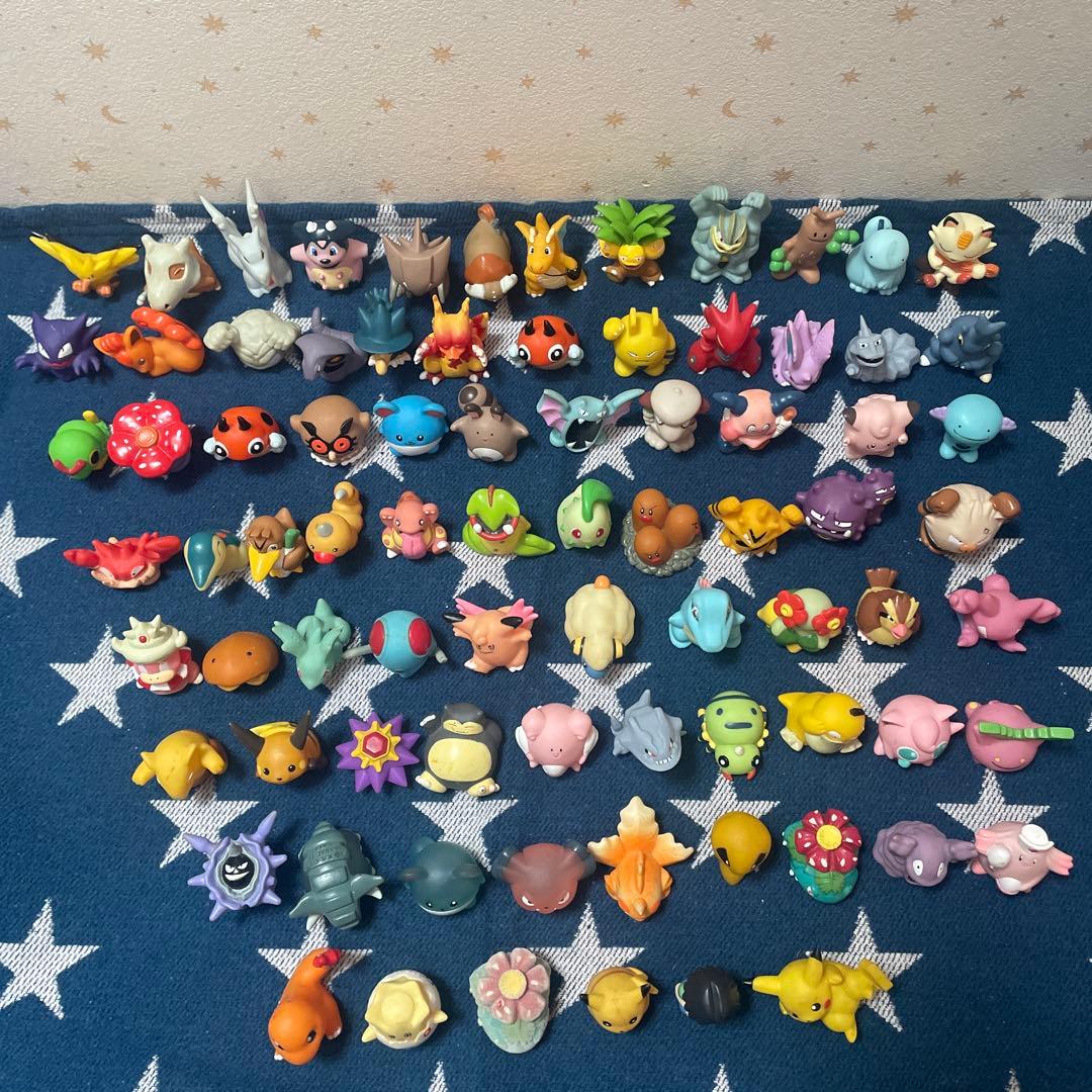 初期ポケモン　ゆび人形　ソフビ