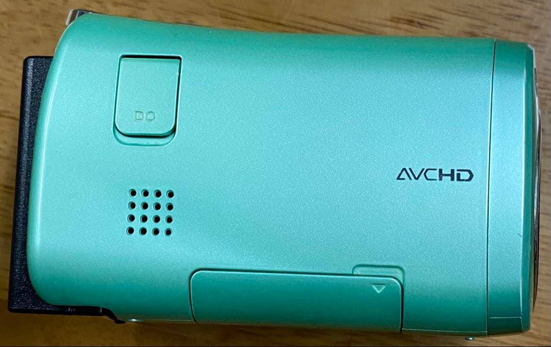 JVC ビデオカメラ ベビームービー「GZ-N1」