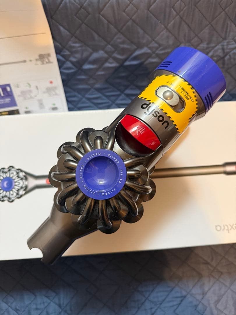 dyson v8 fluffy extra スティッククリーナー 本体