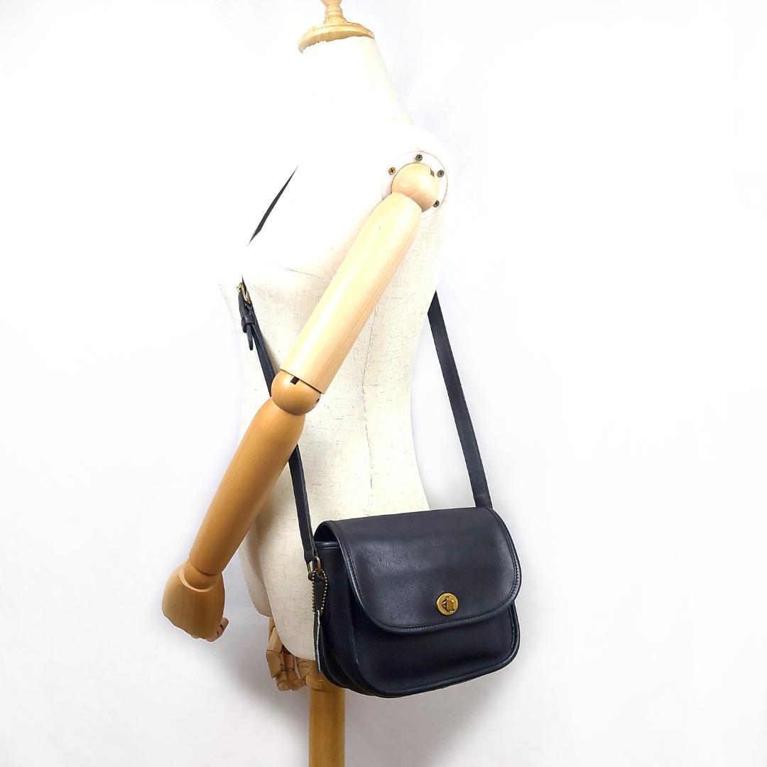 COACH オールドコーチ 8114 ターンロック ショルダーバッグ ネイビー