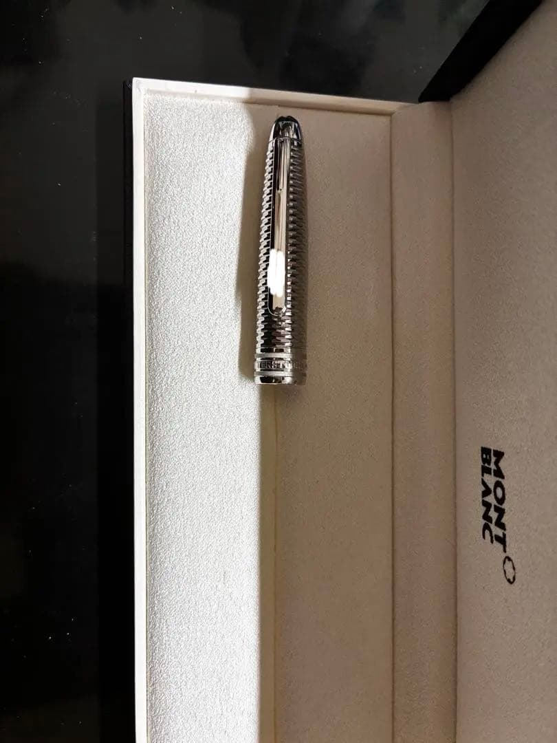 u*m様 【極美品】モンブラン ローラーボールペン ソリテール ドゥエ ジオメト