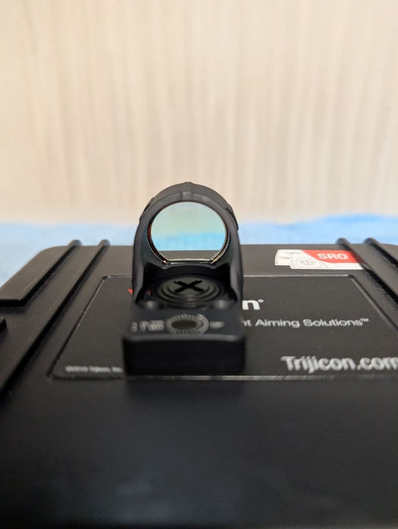 実物 Trijicon SRO 1.0MOA