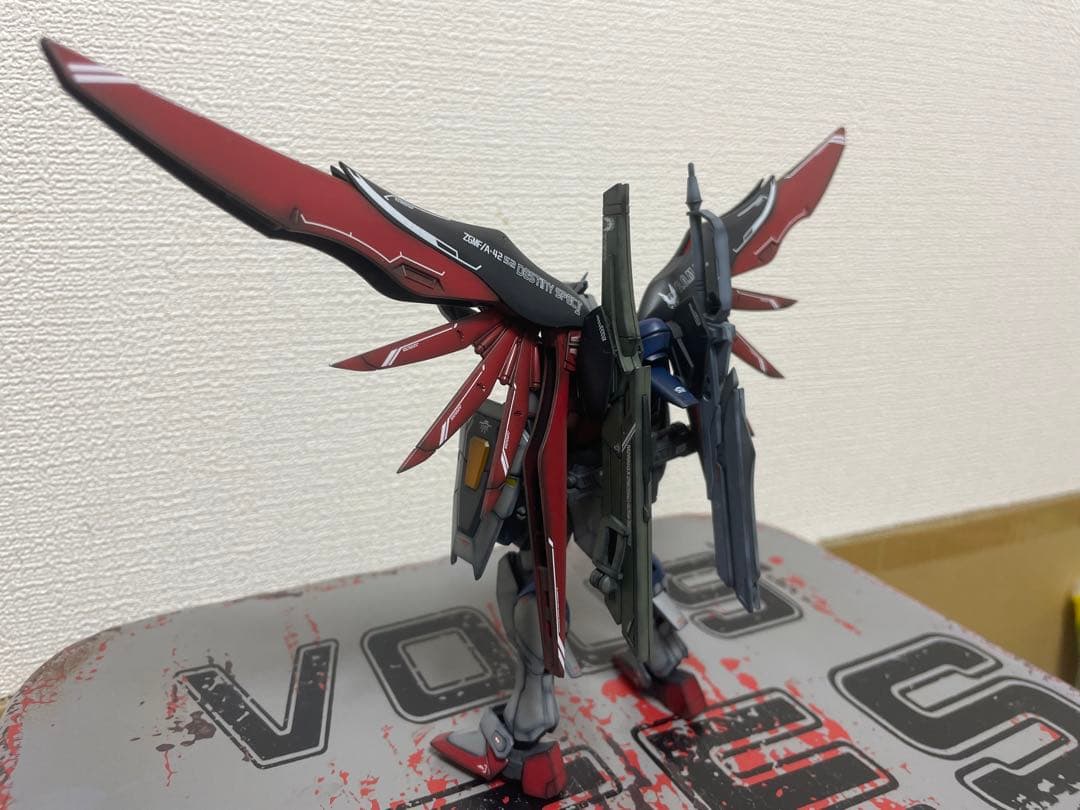 HG デスティニーガンダムspec2 ゼウスシルエット 1/144 完成品
