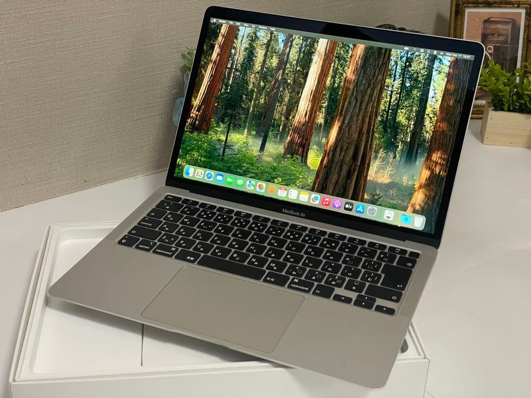 シルバー MacBook Retinaディスプレイ